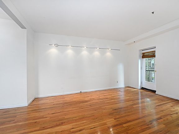 5th image of 11 Cuneo Pl APT 3A