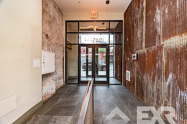 Rented by The KCI Group | media 48