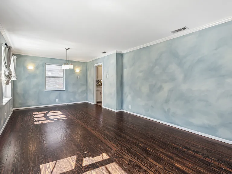 5929 Canterview Dr — Photo 6