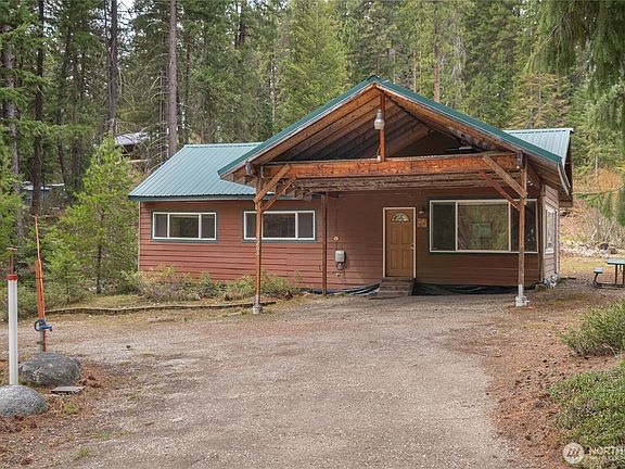 2nd image of 2205 Pine Tree Road
