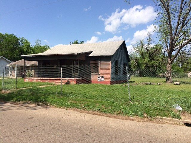 2nd image of 2797 Turnpike Rd