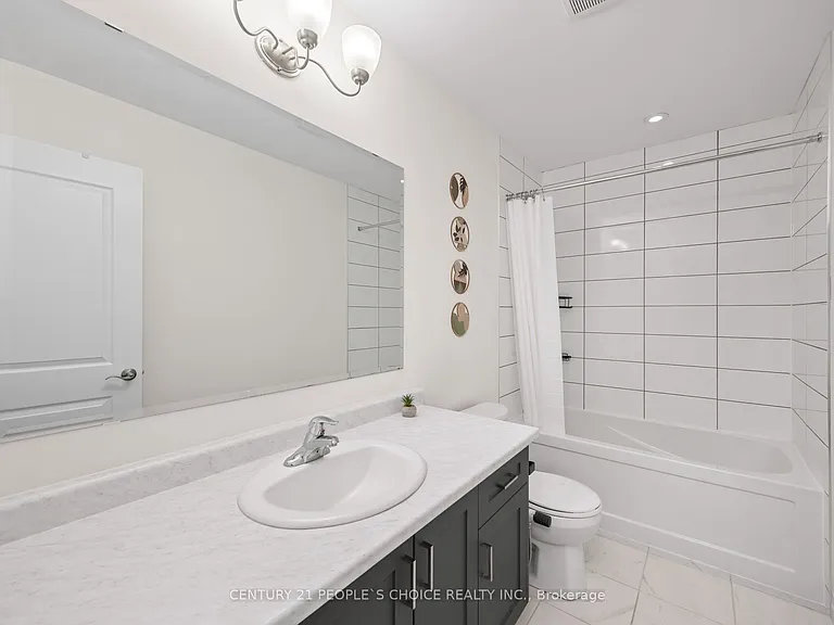 9 Queensbrook Cres — Photo 19