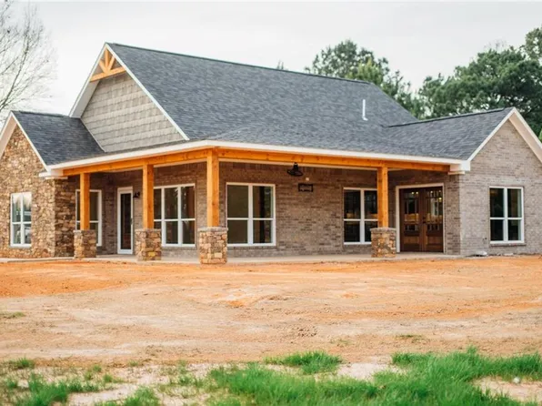 73 Clover Ln, Broken Bow, OK 74728
