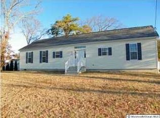 67 2nd St, Manchester, NJ 08759