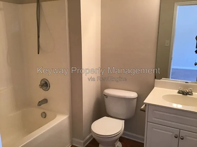 306 Brock Ln — Photo 10