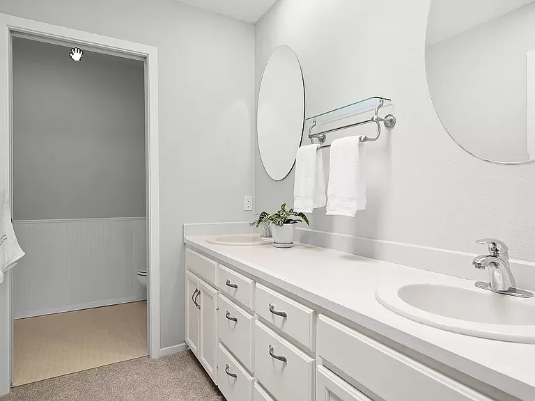 3688 NW Jameson Dr — Photo 3