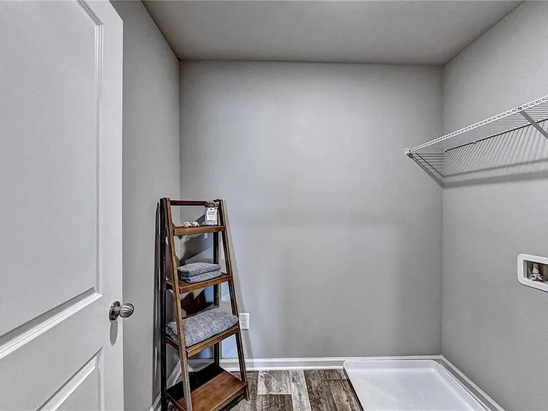 5116 Fox Den Rd — Photo 15