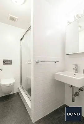 Rented by Bond New York | media 3