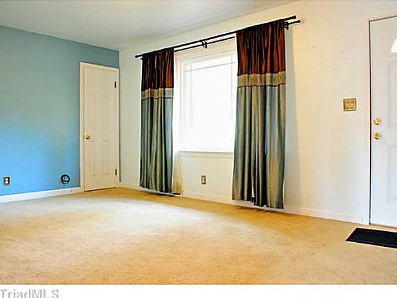 2nd image of 156 Laura Ave