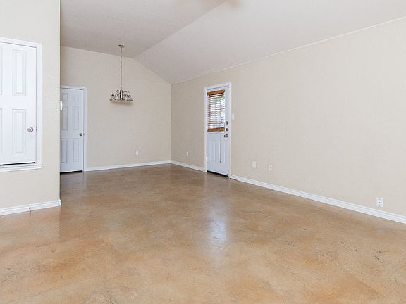 2nd image of 4107 Cambridge Dr #B