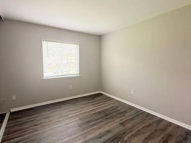 Ridge View Apartments — Photo 46