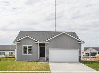 608 18th St SE, Altoona, IA 50009