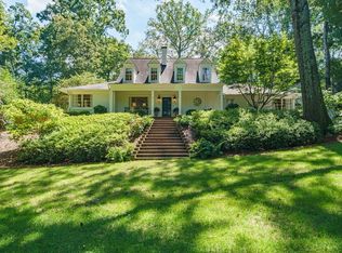 2893 Castlewood Dr NW, Atlanta, GA 30327