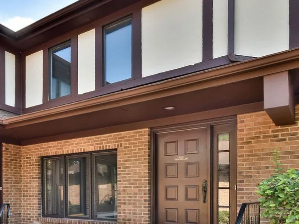 12250 S Dogwood Ln, Palos Heights, IL 60463