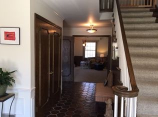 9340 N Broadmoor Rd, Bayside, WI 53217