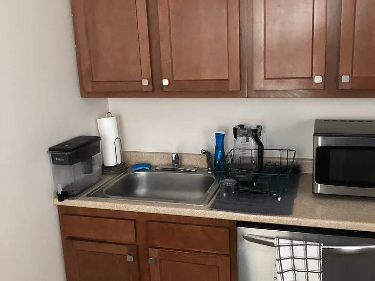 210 Waterman St #1 — Photo 6