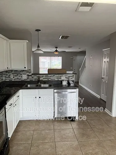 334 Stewarts Landing Cir Photo 1