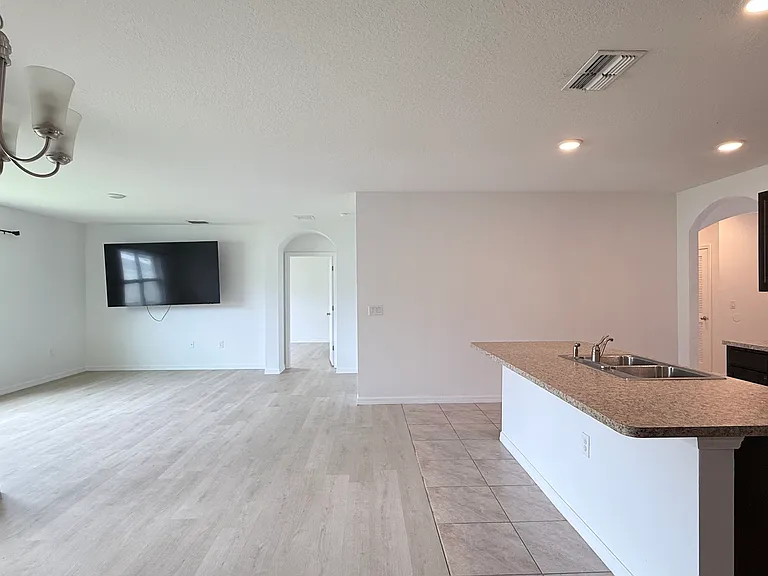 272 Willow Bend Dr — Photo 6