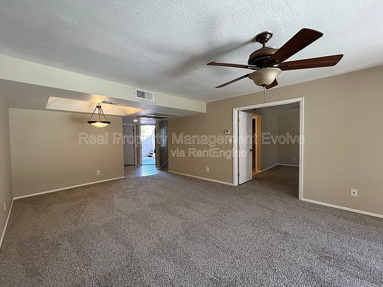 9465 N 92nd St #108 — Photo 13
