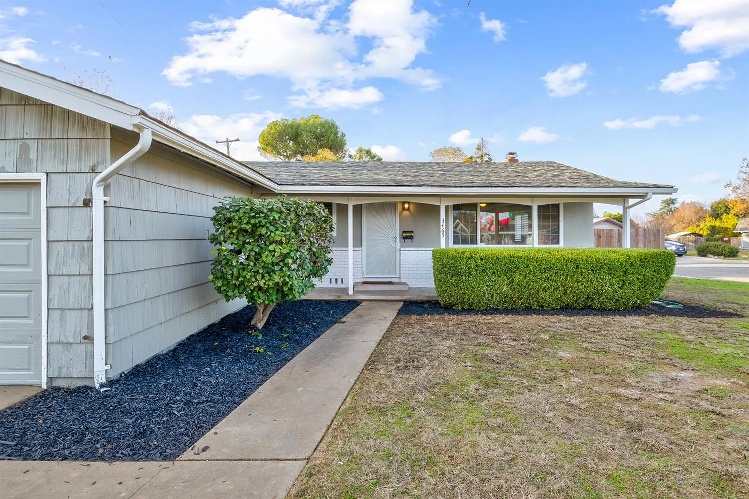 3456 S Port Dr photo 1