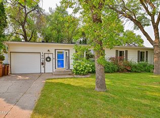 1609 4th Ave NW, East Grand Forks, MN 56721