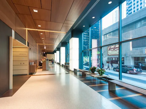 Millennium Park Plaza