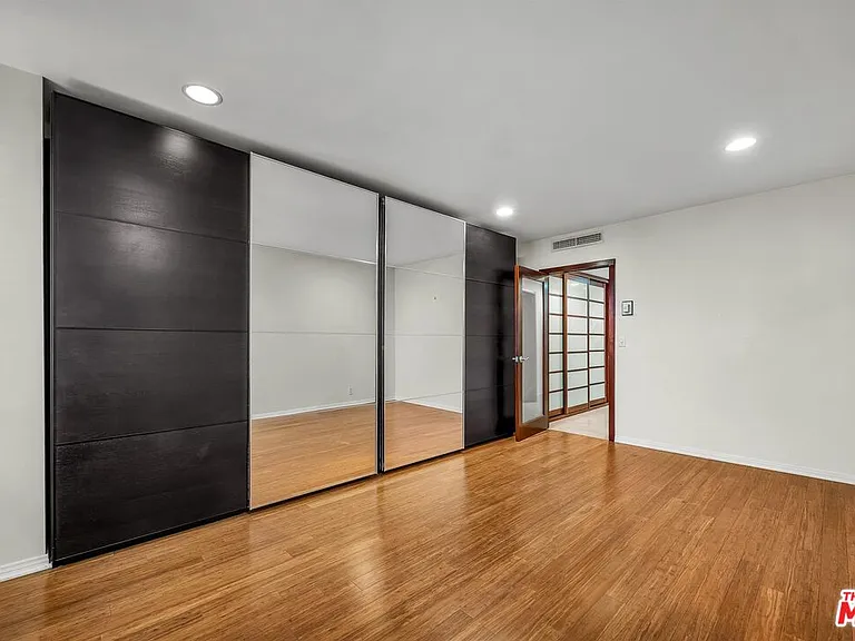 865 Comstock Ave #4C — Photo 22
