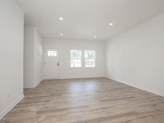 2nd image of 7632 Primrose Dr
