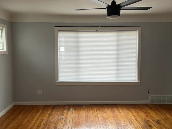 8845 Meyers Rd Unit 2, Detroit, MI 48228