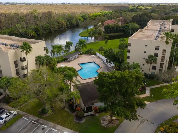 3100 NW 42nd Avenue #D404, Coconut Creek, FL 33066