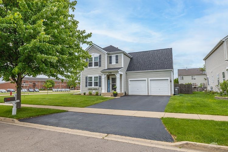 1st image of 2796 Savoy Ln