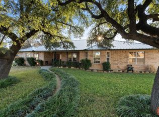 3507 2nd St, Brownwood, TX 76801