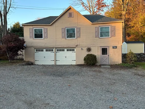 126 Quassuk Rd, Woodbury, CT 06798