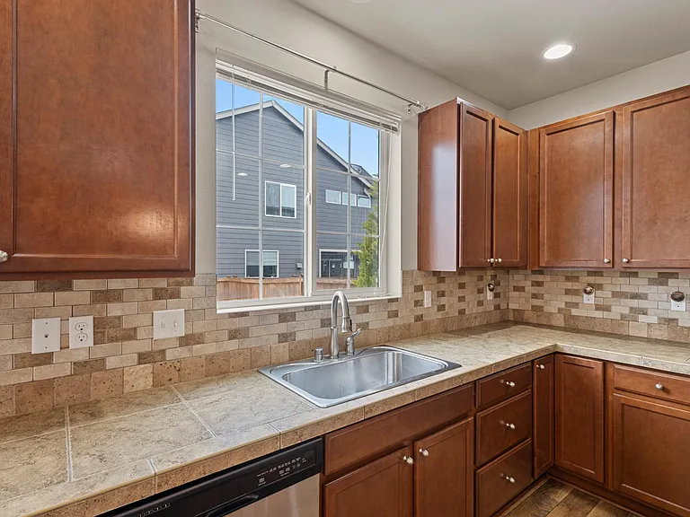 5463 Razor Peak Dr — Photo 9