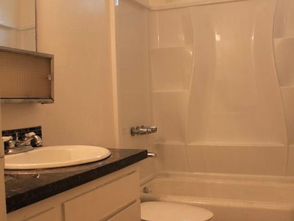 4th image of 3632 Ferndale Ave