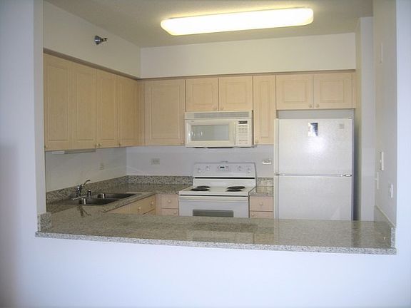 2nd image of 512 N McClurg Ct APT 2602