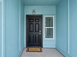 2004 NW Cadbury Ave APT 213, Hillsboro, OR 97006