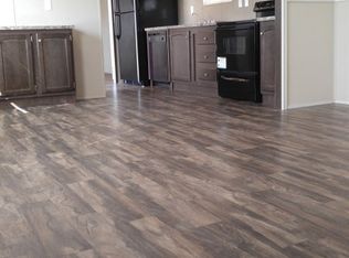 3606 Vegas Ln, Louisville, TN 37777