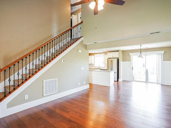 4th image of 2961 Buckner Ln