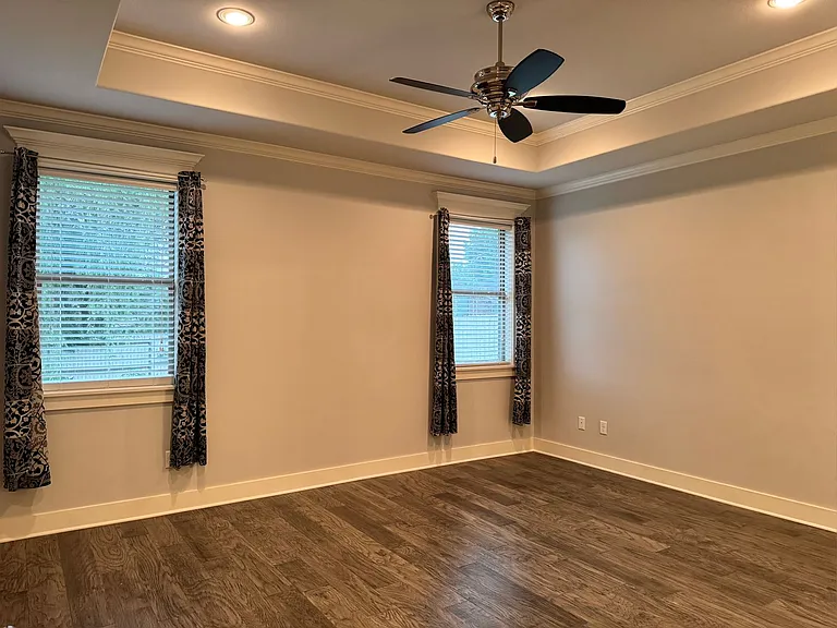 7315 Rolling Acres Pl — Photo 13