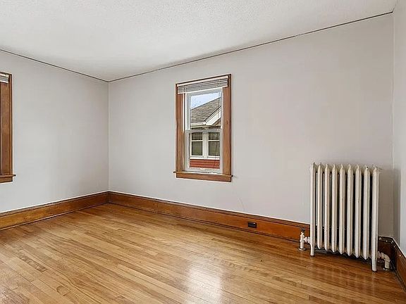 3rd image of 3706 Newton Ave N