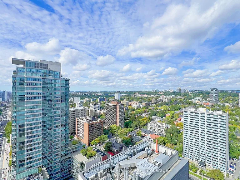 200 Bloor St W #2801 — Photo 32