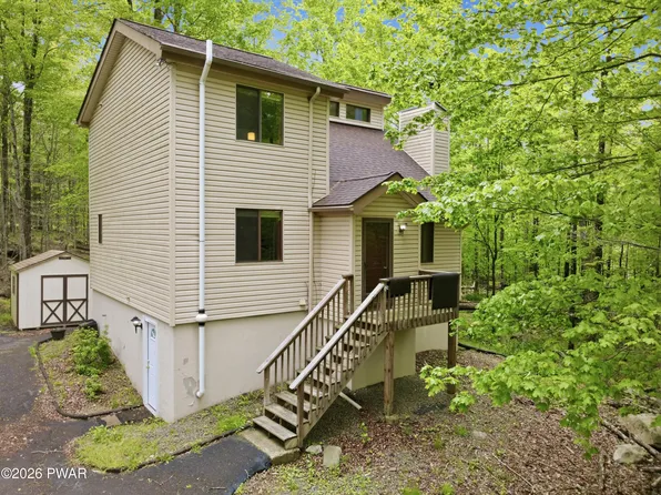 34 Splitrail Ln, Lake Ariel, PA 18436