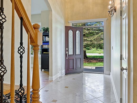 2nd image of 1115 Old Elm Ln