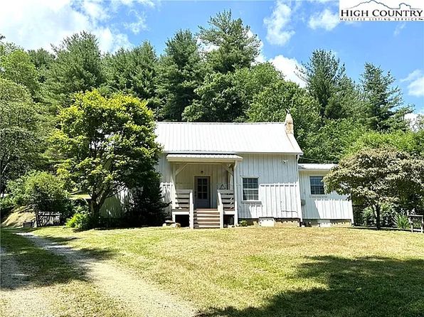 8 Gentry Hill Ln