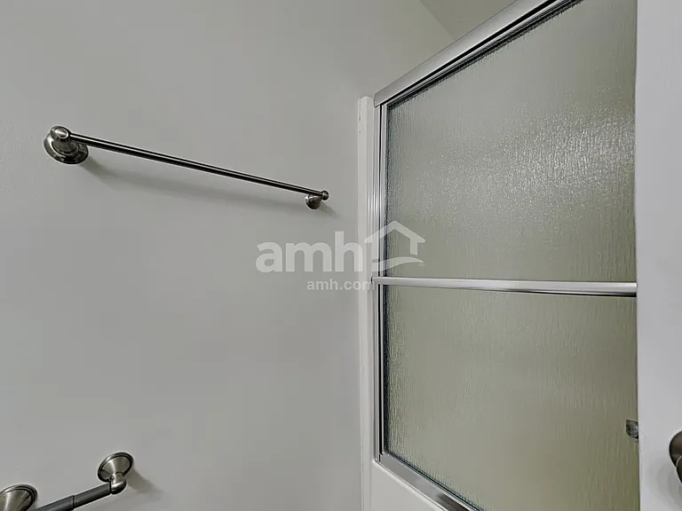 10323 Savannah Ct — Photo 14