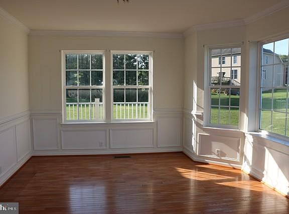 4th image of 11401 Sunny View Ct