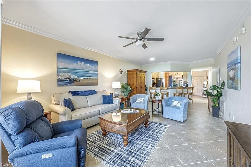 2 bed, 2.0 bath, 1203 sqft, $8,500 — Photo 2
