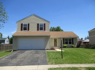 103 Canton Ln, Streamwood, IL 60107