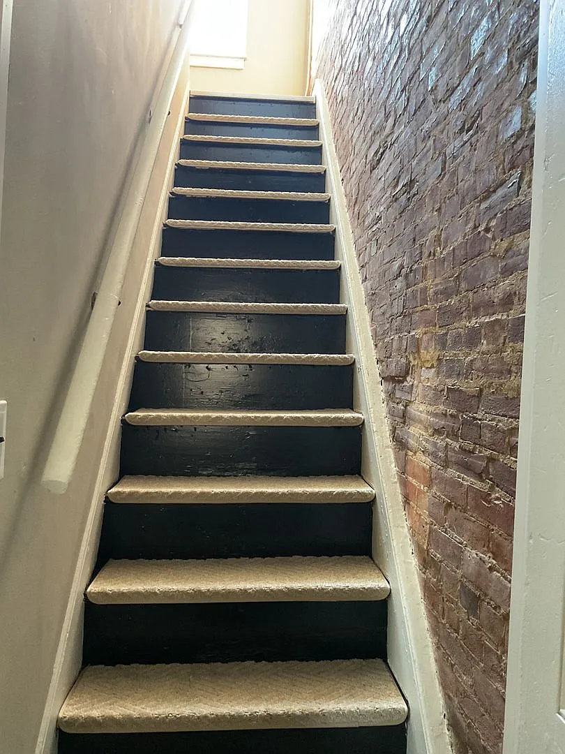 910 N 3rd Street — Photo 1
